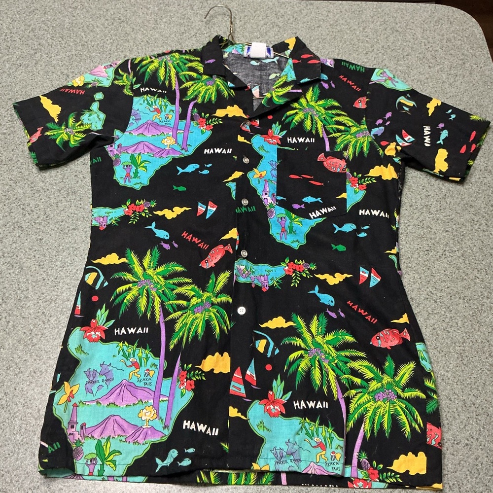 Vintage Hawaiian Black Casual Button Down Shirt